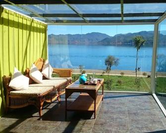Lugu Lake Jingshui Liusheng Inn - Lệ Giang - Ban công