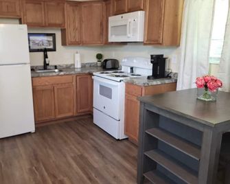 Charming 1br Efficiency Apt Near Ttu & Downtown - Cookeville - Cucina