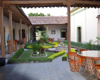 Hotel La Merced - Colima - Patio