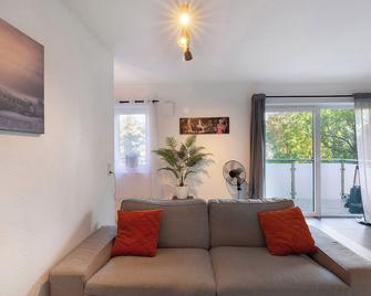 Apartment Zola - Frankenthal - Wohnzimmer