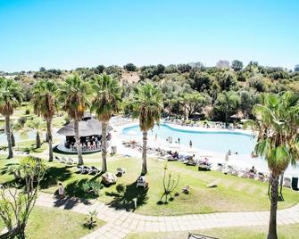 The Navigator - Palm Oasis Alvor - Портімау - Басейн