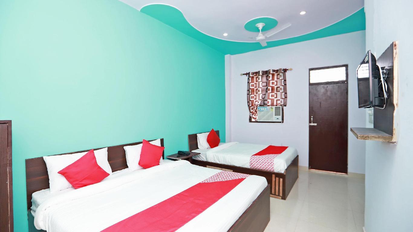 OYO Flagship 37470 The Mohan Grand