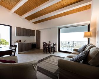 لا ديمورا دي سبارتيفينتو، بي دبليو سيجنيتشر كوليكشن - راغوزا - غرفة معيشة