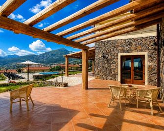 Hotel Villa Gustui Maris - Cala Gonone - Varanda