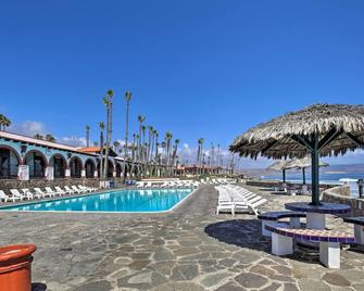 Rosarito Beach Home in Las Gaviotas with Ocean Views - Puerto Nuevo