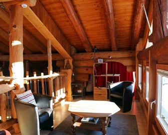 Le Gite de Briey - Atypical chalet 7 minutes from Vercorin - Chalais - Salon