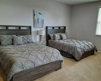 A Piece Of Paradise 4 Bedroom Penthouse - Belleville - Bedroom