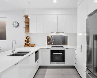 Spirit of Allura - Coolum Beach - Küche