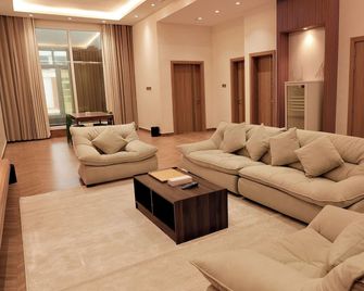 Salalah Dreamland Resort - Salalah - Olohuone
