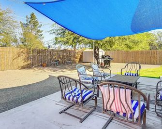 Centrally Located Tucson Home w/ Fenced-In Yard! - Tucson - Patio