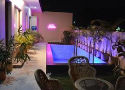 Aloha Villa Pool Suite - Mohali - Pool