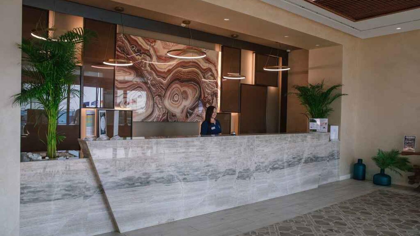 Almyros Beach Resort and Spa