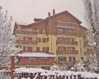 Hotel Bucaneve - Bardonecchia - Edificio