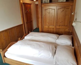 Hotel Zum Kreuz - Suhr