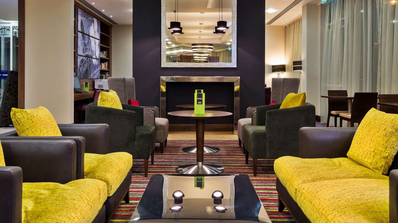 Hampton by Hilton London Luton Airport