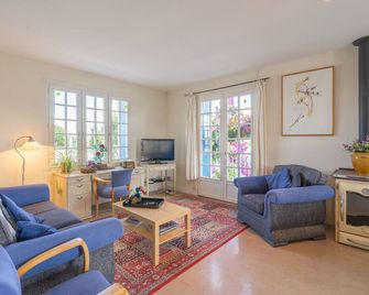 La Presqu'ile - Talmont-sur-Gironde - Salon