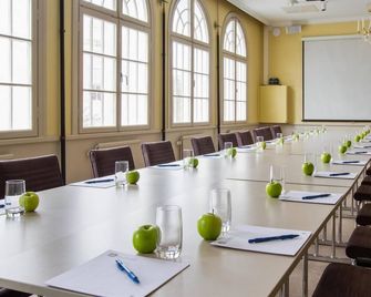 Hotel Bishops Arms Strängnäs - Strängnäs - Meeting room