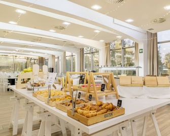 Iberik Augas Santas Balneario & Golf - Pantón - Buffet
