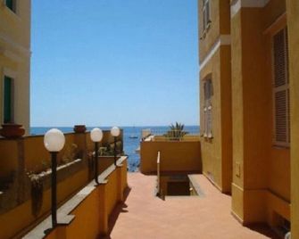 Hotel Le Najadi - Santa Marinella - Balcón