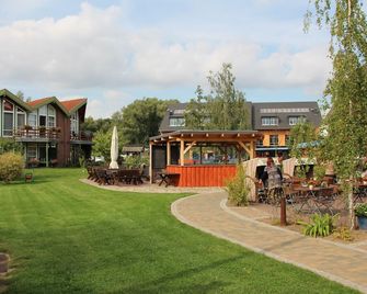 An der Metow-Ferienpark Hotel - Plau am See