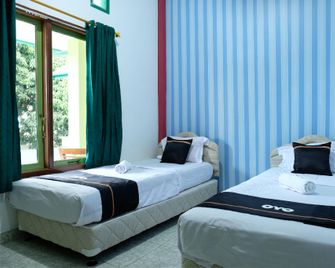 OYO 2186 Esbe Hotel Syariah - Tanjung Pendan - Chambre