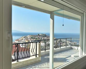 Dolce Vita-Roof Top - Kavala - Balcone
