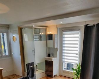 Halte du Vert Coteau (Adults Only) - Saint-Pierre-la-Palud - Bedroom