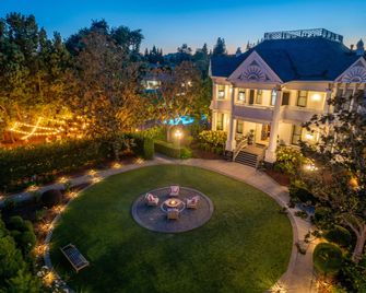 White House Napa - Napa - Gebäude