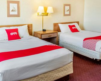 OYO Hotel Shelby Mt Hwy 2 & I-15 - Shelby - Slaapkamer