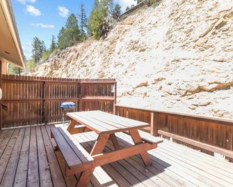 'Casa Del Rio Rojo 08' In Town-Cozy 1 Bedroom-Mountain Views-Pet Friendly - Red River - Balcony