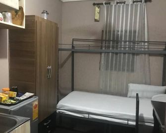 Cozy studio with WiFi, AC in enjoyable Tamale - Tamale