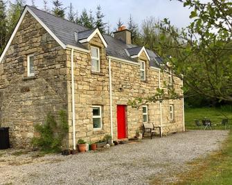 Traditional Stone cottage in Co. Leitrim. - Ballinamore - Будівля