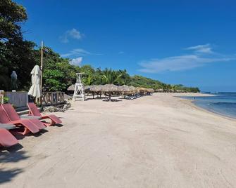 Costambar Seaside Apartment with Pool - San Felipe de Puerto Plata - Playa