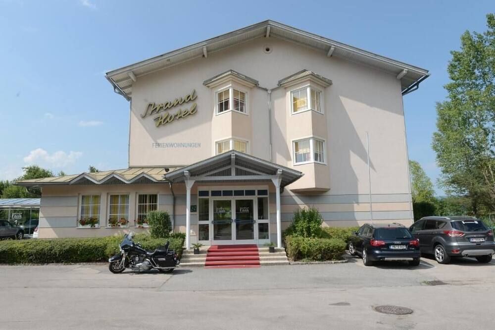 Strandhotel Faak - Faak am See - Gebouw