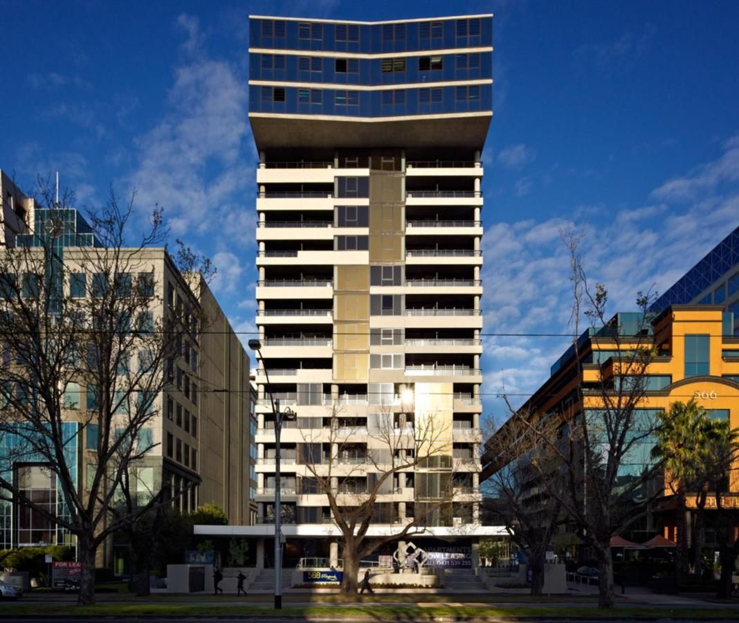 Oaks Melbourne St Kilda Road Hotel thumbnail 2