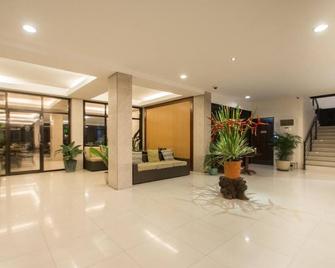 Marzon Hotel Kalibo - Pueblo de Calivo - Lobby