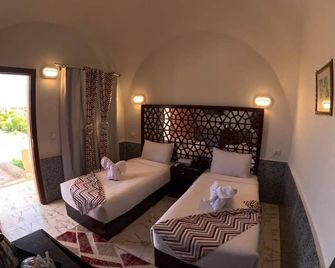 Dolphin Continental Hotel - Al-Qusair