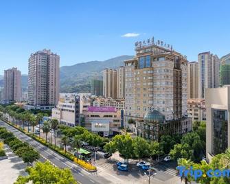Qiaoxiang International Hotel - Lishui - Vista del exterior