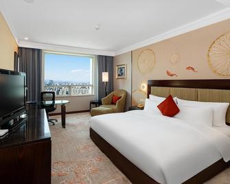Poly White Rose Hotel - Wuhan - Bedroom