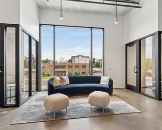 Placemakr Salt Lake City - Salt Lake City - Living room