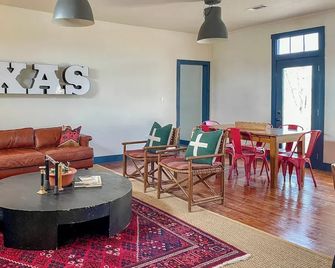 4 Mi to Davis Mountains State Park: Family Retreat - Fort Davis