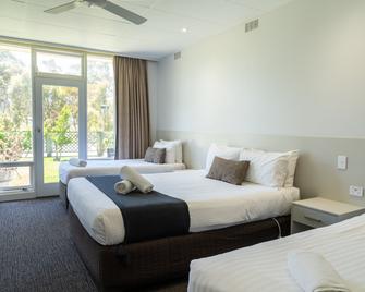 Naracoorte Hotel Motel - Naracoorte - Bedroom