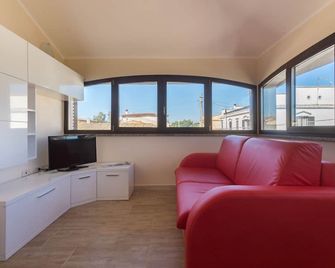 Anaele House B&B - Arborea
