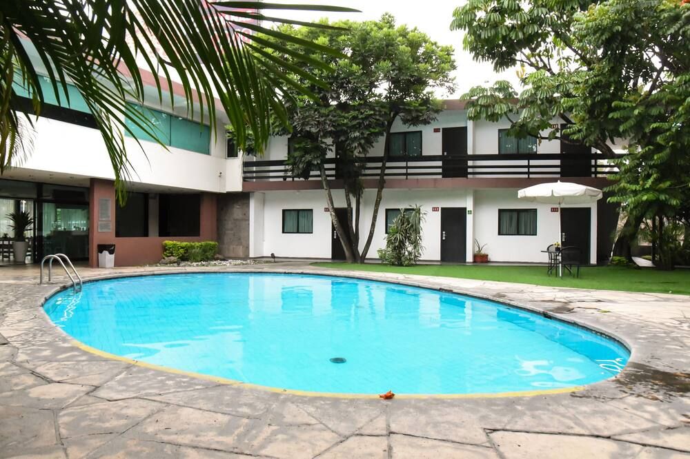 Hotel Expo Plaza Business and Family Guadalajara - Guadalajara - Piscina