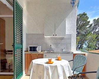 Apartments and Room Marin - Brela - Balkon