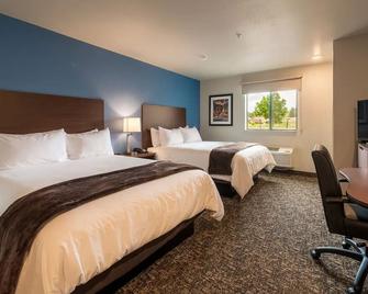 Perfect Getaway: Comfortable Room w/ Kitchen, Near Mystic Lake! - Shakopee - Slaapkamer