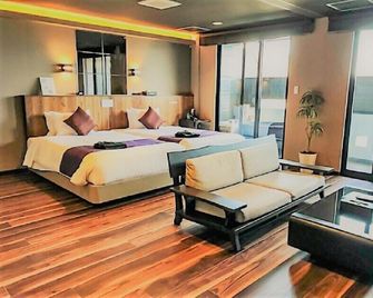 Livemax Resort Aki Miyahama Onsen - Hatsukaichi
