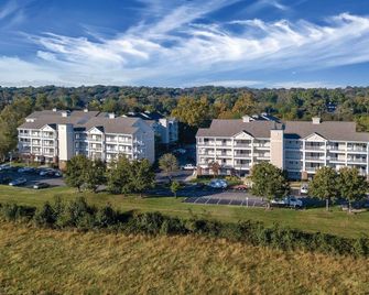 Country Music's finest Modern Resort by Grand Ole Opry & Convention Center - Nashville - Building