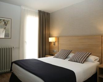 Hotel Terminus - Puigcerdà - Bedroom