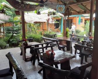 Paradies Home Resort - Ban Phe - Restaurante